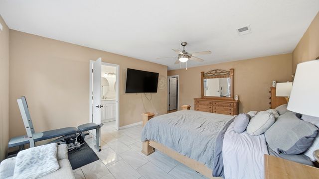 10931 Argonite Drive NW, Albuquerque, NM 87114