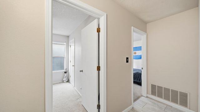 10931 Argonite Drive NW, Albuquerque, NM 87114