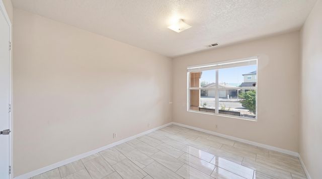 10931 Argonite Drive NW, Albuquerque, NM 87114