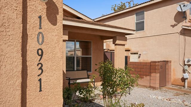10931 Argonite Drive NW, Albuquerque, NM 87114