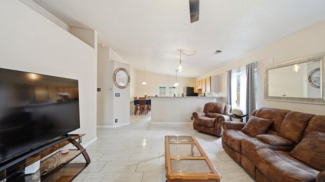 10931 Argonite Drive NW, Albuquerque, NM 87114
