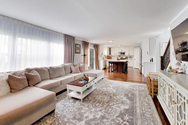 1469 WATERSIDE Drive, Bolingbrook, IL 60490