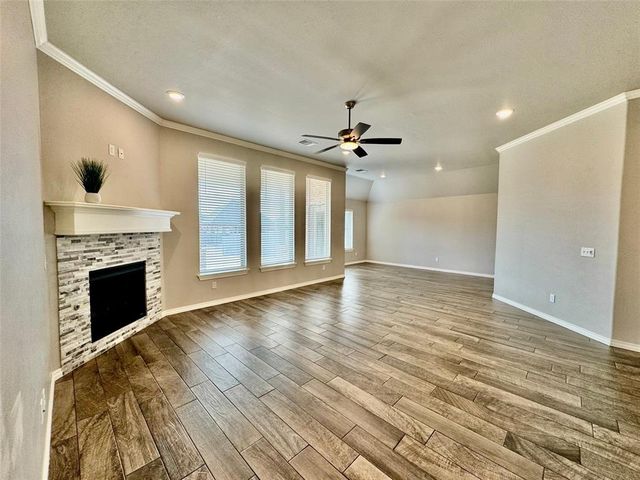 19112 Grove Parkway, Edmond, OK 73012