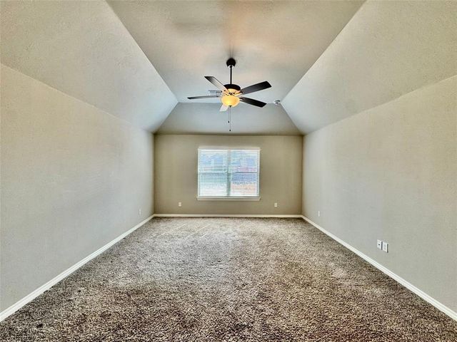 19112 Grove Parkway, Edmond, OK 73012