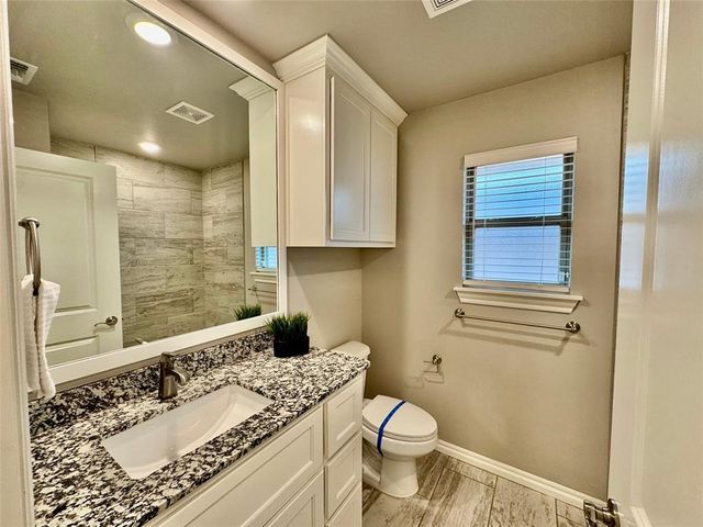 19112 Grove Parkway, Edmond, OK 73012