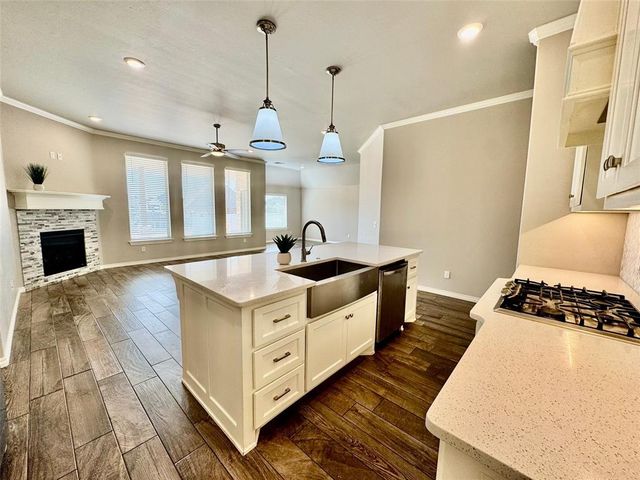 19112 Grove Parkway, Edmond, OK 73012