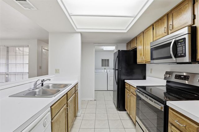 826 SW 57TH TERRACE 120Q, Gainesville, FL 32607