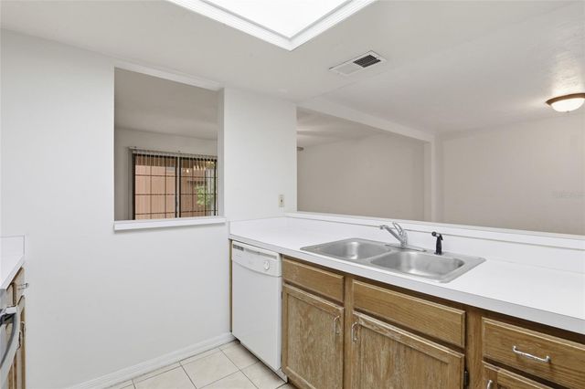 826 SW 57TH TERRACE 120Q, Gainesville, FL 32607
