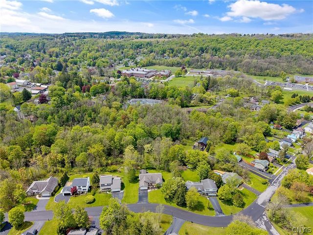 4 Kinderwood Drive, Marcellus, NY 13108