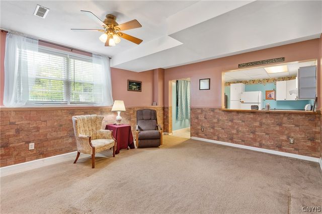 4 Kinderwood Drive, Marcellus, NY 13108