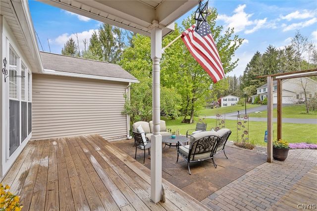 4 Kinderwood Drive, Marcellus, NY 13108