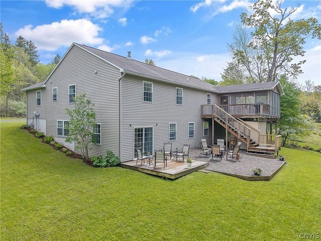 4 Kinderwood Drive, Marcellus, NY 13108