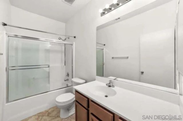 2090 Trinket Cir, San Jacinto, CA 92582