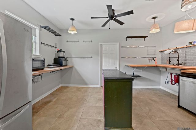 1031 S 16th St, Baton Rouge, LA 70802