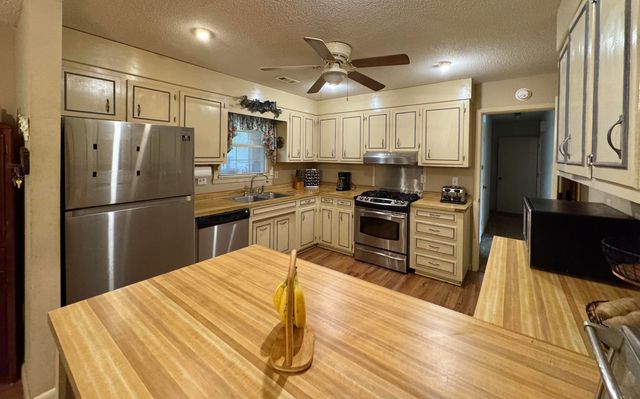 4057 Creekmoor Drive, Orangeburg, SC 29118