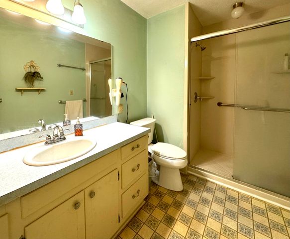 4057 Creekmoor Drive, Orangeburg, SC 29118