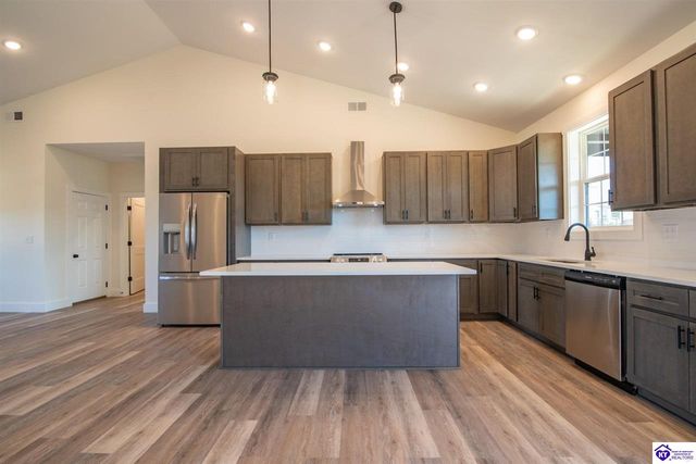 239 Sangria Ct, Vine Grove, KY 40175