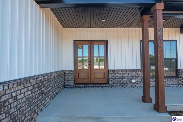 239 Sangria Ct, Vine Grove, KY 40175