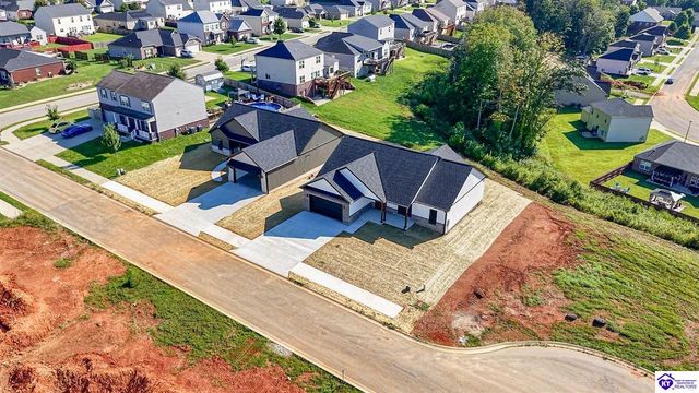 239 Sangria Ct, Vine Grove, KY 40175