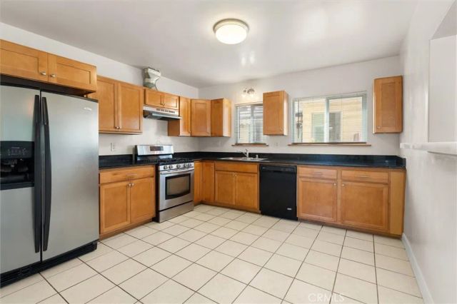 1467 W I Street, Wilmington, CA 90744