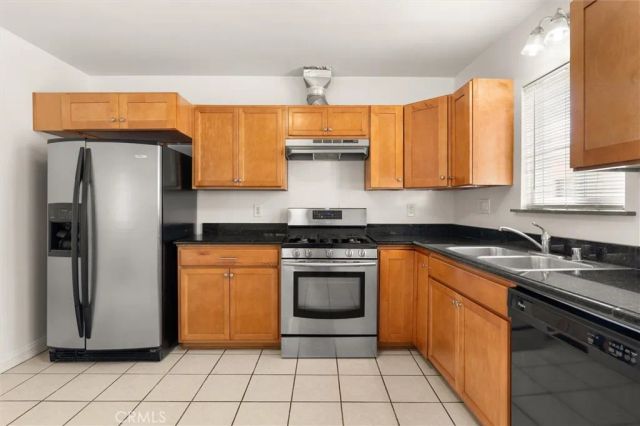 1467 W I Street, Wilmington, CA 90744