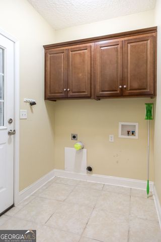 2869 Ben Street, Waycross, GA 31503