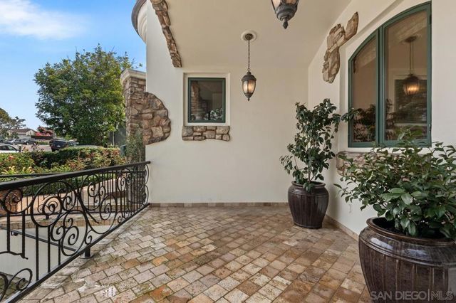 7964 Prospect Place, La Jolla, CA 92037