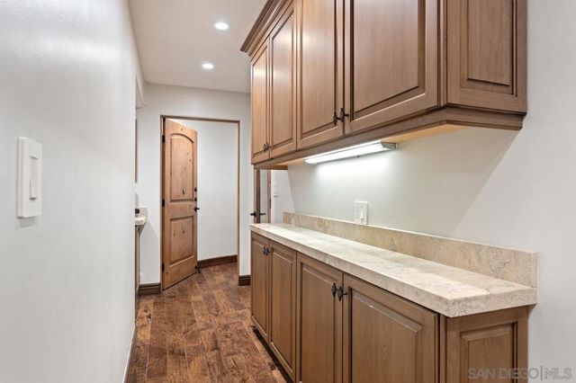 7964 Prospect Place, La Jolla, CA 92037