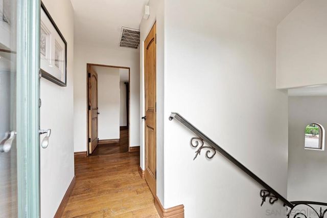 7964 Prospect Place, La Jolla, CA 92037