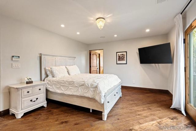 7964 Prospect Place, La Jolla, CA 92037