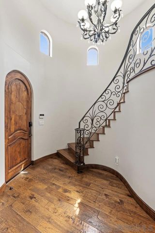 7964 Prospect Place, La Jolla, CA 92037