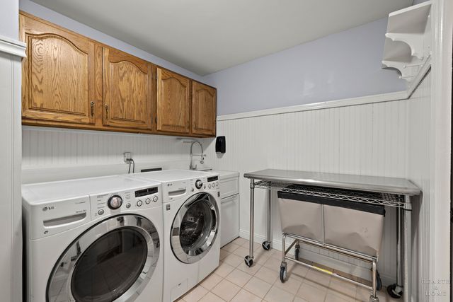 657 Old Westbury Road, Crystal Lake, IL 60012