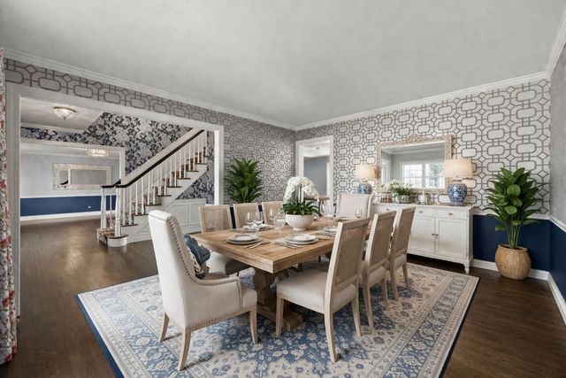 657 Old Westbury Road, Crystal Lake, IL 60012