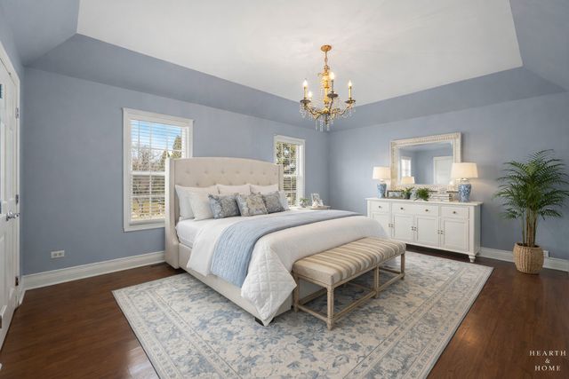 657 Old Westbury Road, Crystal Lake, IL 60012