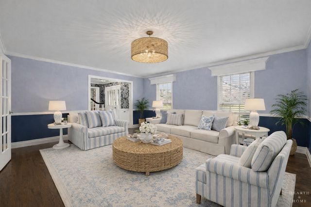 657 Old Westbury Road, Crystal Lake, IL 60012