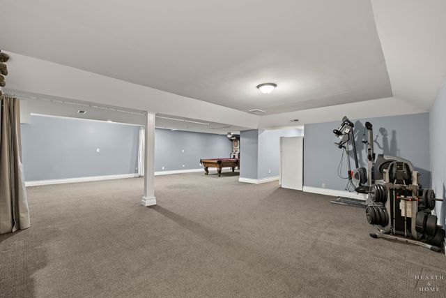 657 Old Westbury Road, Crystal Lake, IL 60012