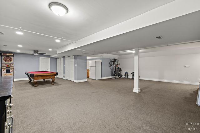 657 Old Westbury Road, Crystal Lake, IL 60012