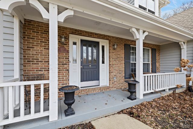 657 Old Westbury Road, Crystal Lake, IL 60012