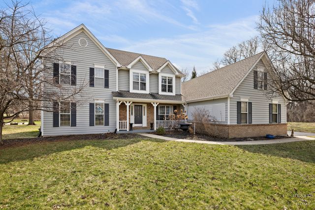 657 Old Westbury Road, Crystal Lake, IL 60012