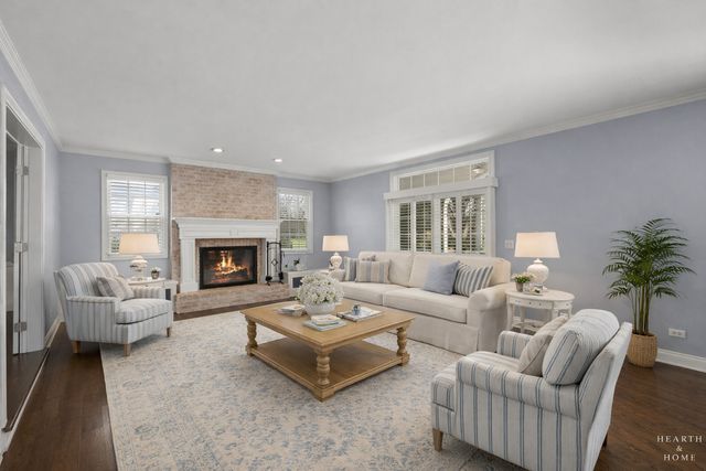 657 Old Westbury Road, Crystal Lake, IL 60012