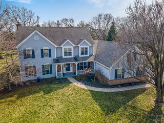 657 Old Westbury Road, Crystal Lake, IL 60012