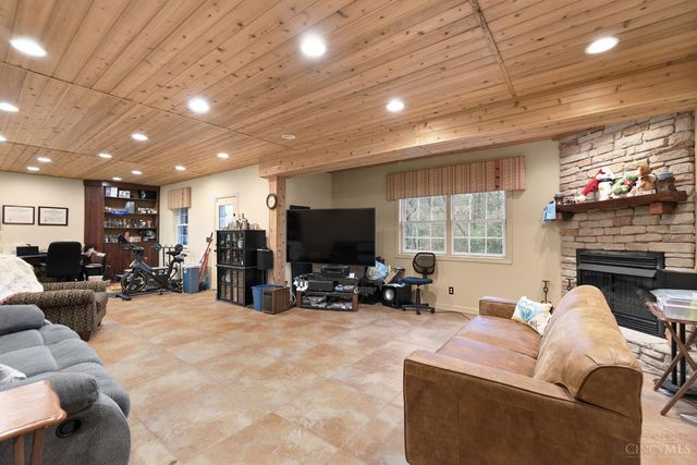 4044 West Fork Road, Green Twp, OH 45247