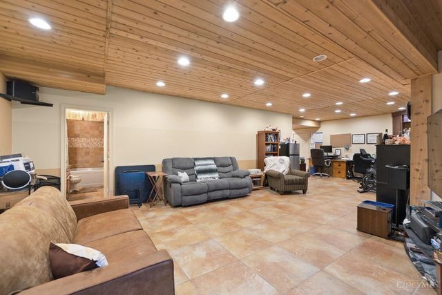 4044 West Fork Road, Green Twp, OH 45247