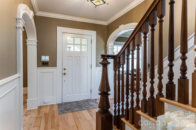 40 Forest Road, Asheville, NC 28803