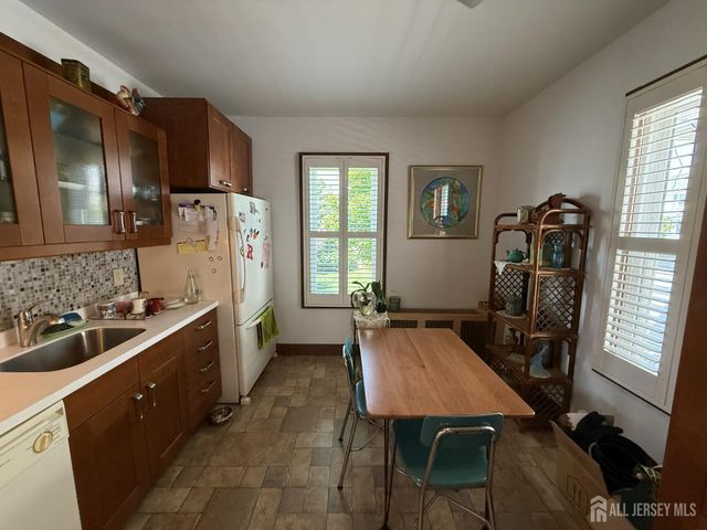 36 Raritan Avenue, South River, NJ 08882
