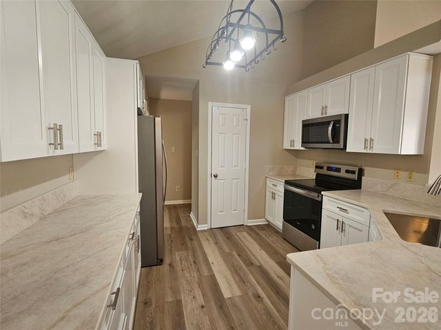 3604 Edmund Court, Matthews, NC 28105