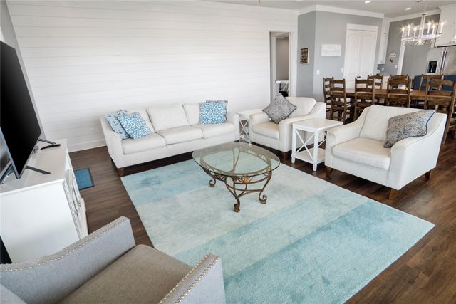 1813 Laguna Harbor Estate Boulevard, Port Bolivar, TX 77650