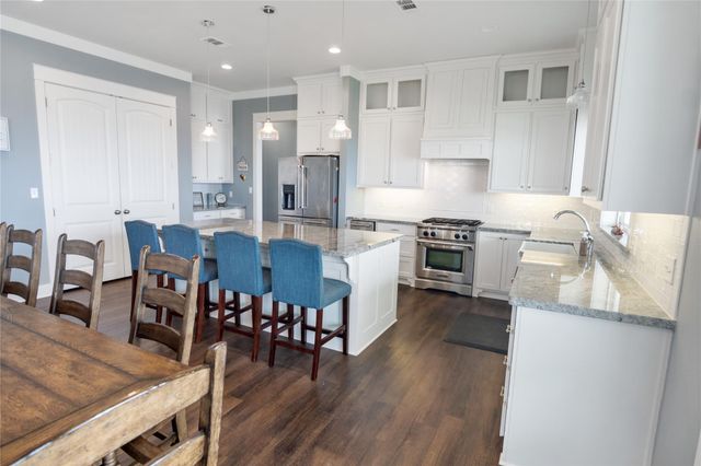 1813 Laguna Harbor Estate Boulevard, Port Bolivar, TX 77650