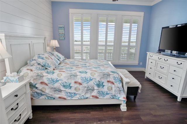 1813 Laguna Harbor Estate Boulevard, Port Bolivar, TX 77650