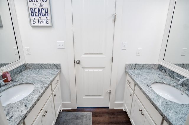 1813 Laguna Harbor Estate Boulevard, Port Bolivar, TX 77650